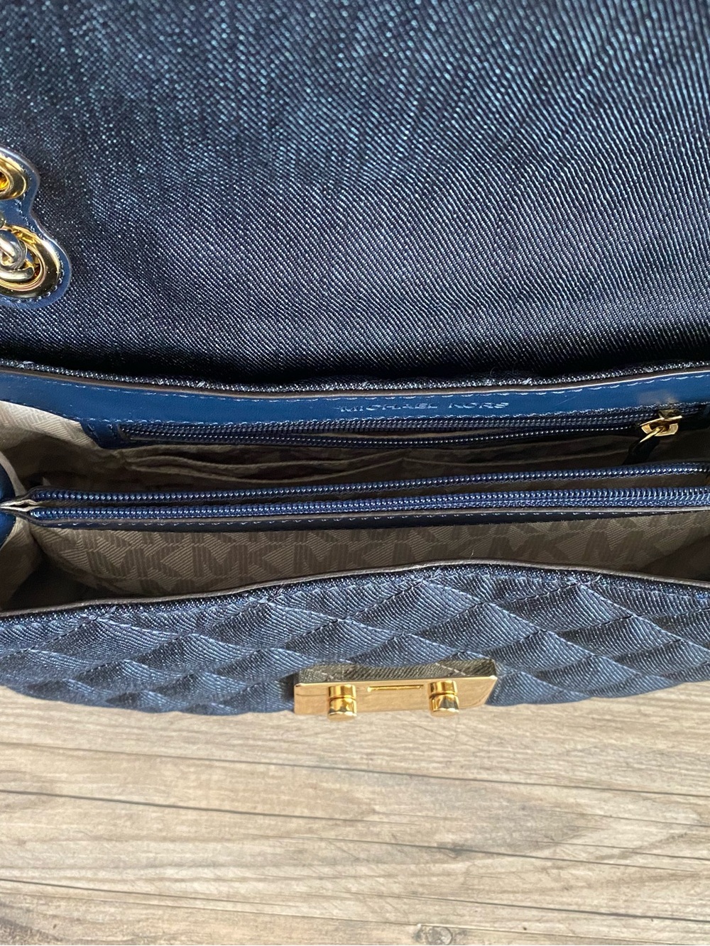 Michael Kors Navy Quilted Shoulder Bag with Gold Chain - Picture 6 of 9